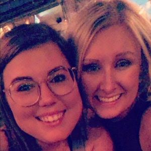 Meet your Posher, Danielle